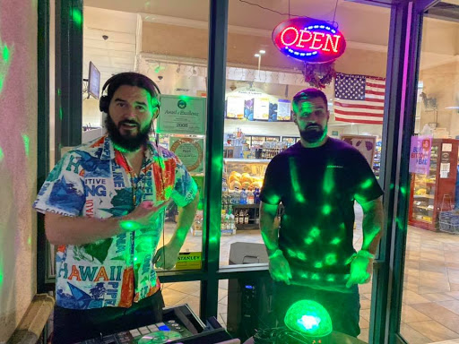 Wine Store «Mesa Foods and Liquors», reviews and photos, 28562 Oso Pkwy Ste G, Rancho Santa Margarita, CA 92688, USA