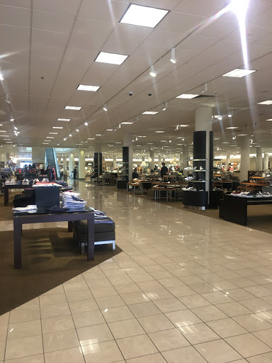 Department Store «Nordstrom Chandler Fashion Center», reviews and photos, 3199 W Chandler Blvd, Chandler, AZ 85226, USA