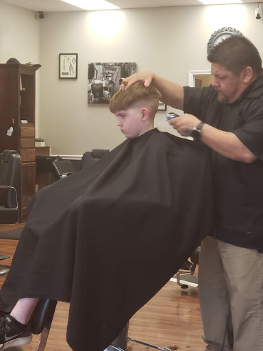 Barber Shop «Cross Cuts Barber Shop», reviews and photos, 8651 Hiram Acworth Hwy, Dallas, GA 30157, USA