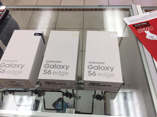 Cell Phone Store «DMV Unlocked Wireless», reviews and photos, 7054 Spring Garden Dr, Springfield, VA 22150, USA