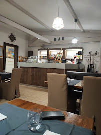 Atmosphère du Restaurant Le Roxy Brasserie Lounge à Saint-Maurice-de-Beynost - n°4
