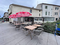 Atmosphère du Café Rosa - Bonheur Restaurant à Le Thor - n°1
