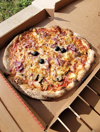 Plats et boissons du Pizza L'Authentique ( pizzeria ambulante) à Vers-sous-Sellières - n°2