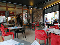 Atmosphère du Restaurant français L'Arbalète à Murol - n°13