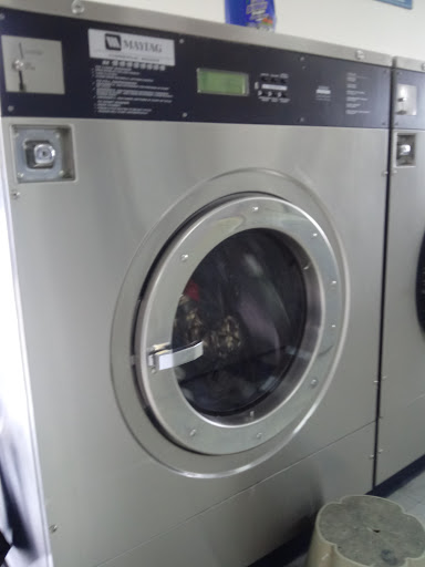 Laundromat «Elk Grove Launderland», reviews and photos, 8767 Elk Grove Blvd, Elk Grove, CA 95624, USA