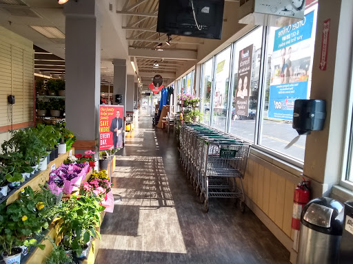 Grocery Store «Super Foodtown of Red Bank», reviews and photos, 362 Broad St, Red Bank, NJ 07701, USA