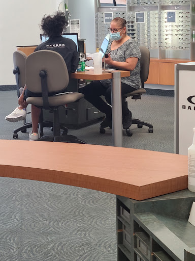 Eye Care Center «Pearle Vision», reviews and photos, 3461-A E Colonial Dr, Orlando, FL 32803, USA