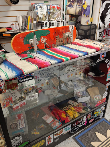 Skateboard Shop «Red Curbs Skate Shop», reviews and photos, 40923 Grimmer Blvd, Fremont, CA 94538, USA