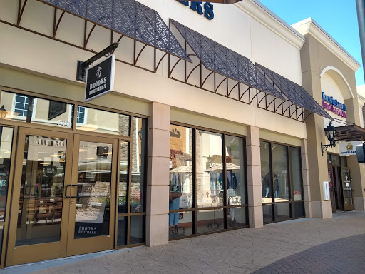 Shopping Mall «Charlotte Premium Outlets», reviews and photos, 5404 New Fashion Way, Charlotte, NC 28278, USA