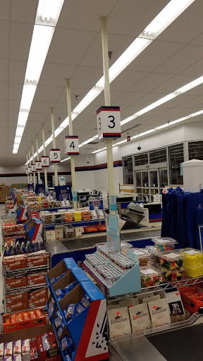 Grocery Store «Sharp Shopper Grocery Outlet», reviews and photos, 802 Berryville Ave, Winchester, VA 22601, USA