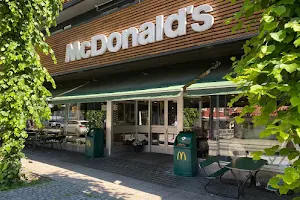 McDonald's Nedre Langgate image