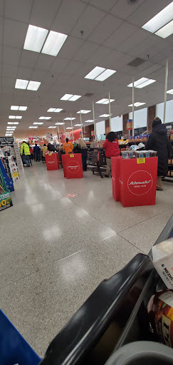Grocery Store «Schnucks», reviews and photos, 625 Lincoln Hwy, Fairview Heights, IL 62208, USA
