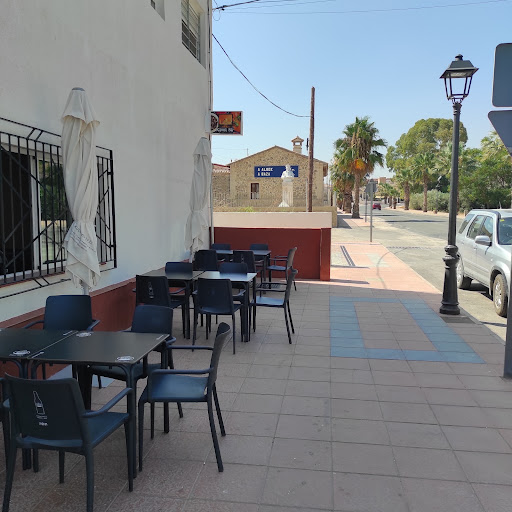 Nicos Terraza Bar - C. Málaga, 04661 La Alfoquía, Almería, España