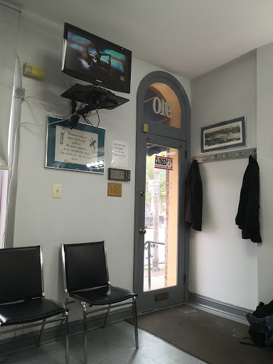 Barber Shop «Federal Hill Barber Shop», reviews and photos, 910 Light St # 1, Baltimore, MD 21230, USA