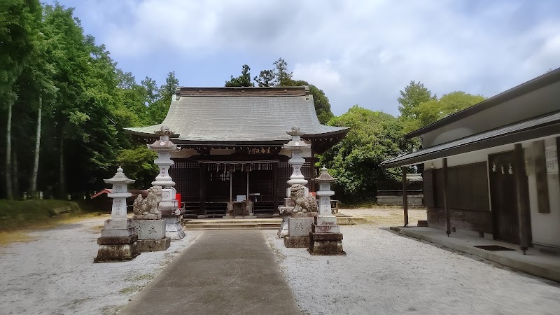 近津神社