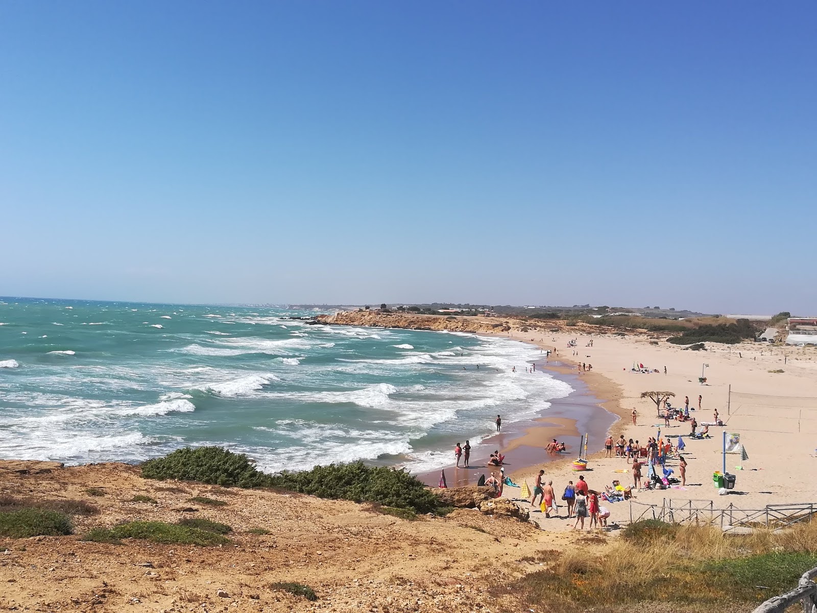 Randello beach II'in fotoğrafı turkuaz saf su yüzey ile