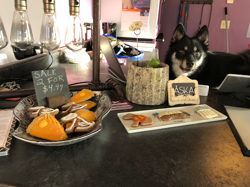 Pet Groomer «ÅSKA Pet Spa & Boutique», reviews and photos, 197 E 7th St, St Paul, MN 55101, USA