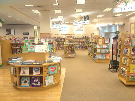 Book Store «Barnes & Noble», reviews and photos, 801 W 15th St E, Plano, TX 75075, USA