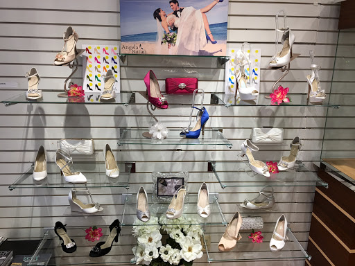 Shoe Store «Signature Shoes», reviews and photos, 271 Westwood Ave, Westwood, NJ 07675, USA