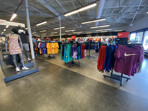 Clothing Store «Nike Clearance Store», reviews and photos, 5209 International Dr, Orlando, FL 32819, USA