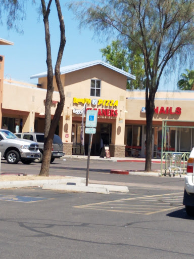 Thrift Store «Lindsay & Warner Goodwill Retail Store & Donation Center», reviews and photos, 874 E Warner Rd, Gilbert, AZ 85296, USA