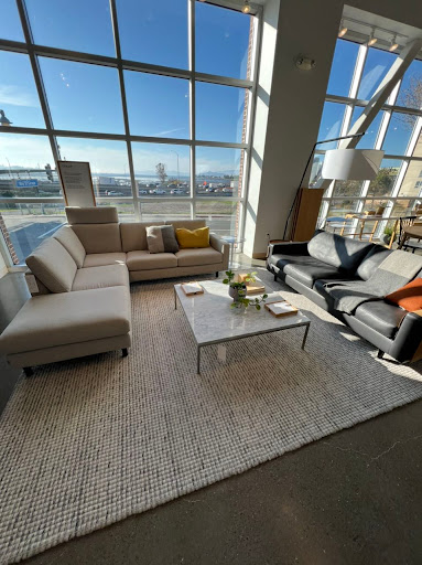 Furniture Store «EQ3 Emeryville», reviews and photos, 5603 Bay St, Emeryville, CA 94608, USA