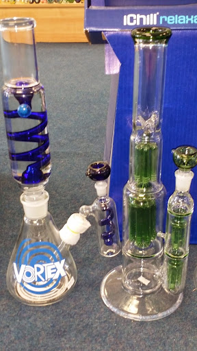 Tobacco Shop «Smoke N Pipes Smoke Shop», reviews and photos, 5306 Washington Ave, Houston, TX 77007, USA