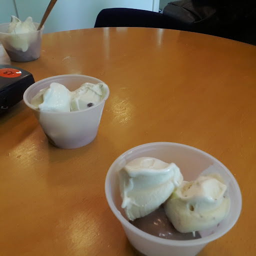 Ice Cream Shop «Old School Frozen Custard», reviews and photos, 1316 E Pike St, Seattle, WA 98122, USA