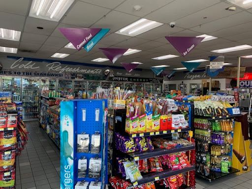 Gas Station «Chevron», reviews and photos, 17025 W Main St, Monroe, WA 98272, USA