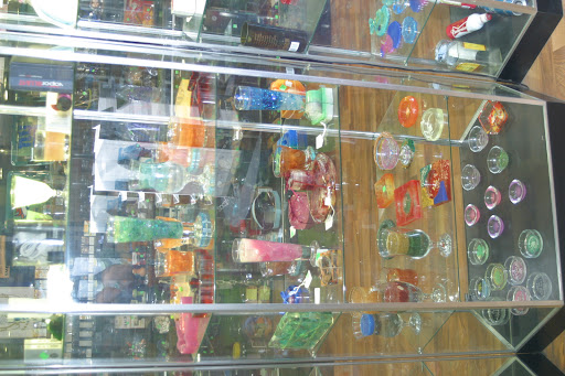 Tobacco Shop «Hypnotized Smoke Shop», reviews and photos, 2967 Patterson Rd, Florissant, MO 63031, USA