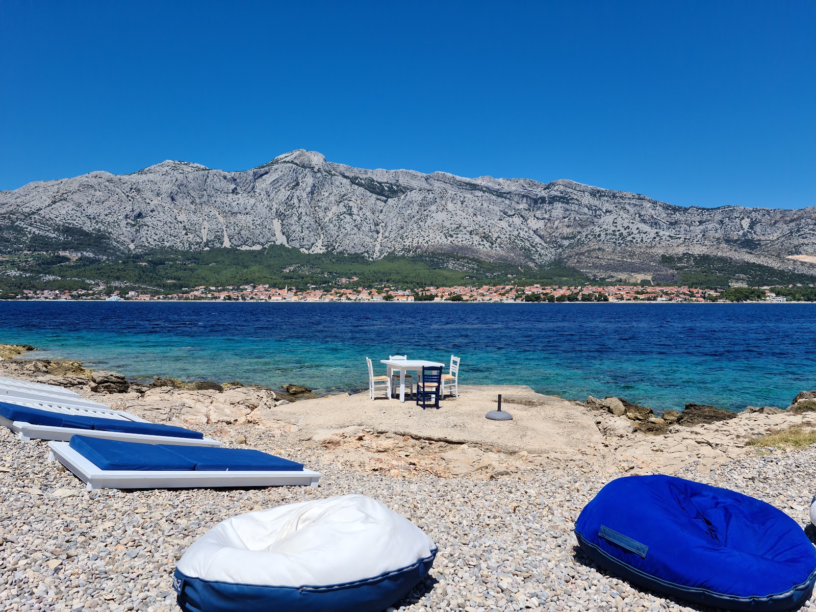 Foto de Moro beach con arena beige superficie