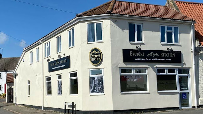 Comments and reviews of Everest Kitchen