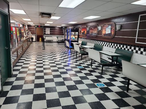 Drive-in Movie Theater «Rubidoux Drive-In Theatre and Swap Meet», reviews and photos, 3770 Opal St, Riverside, CA 92509, USA