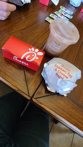 Fast Food Restaurant «Chick-fil-A», reviews and photos, 15055 Airline Hwy, Baton Rouge, LA 70817, USA