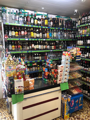 Anzi Market à Vire