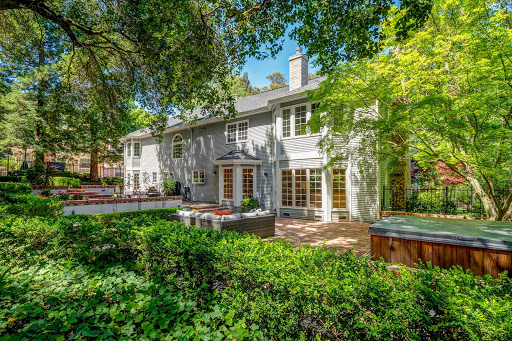 Doug Buenz REALTOR - 680 Doug Buenz Group image