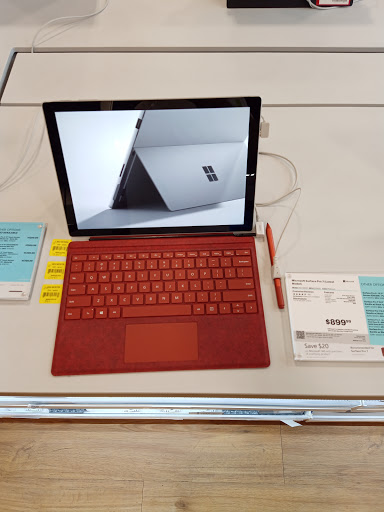 Electronics Store «Best Buy», reviews and photos, 95 Elm St, Enfield, CT 06082, USA