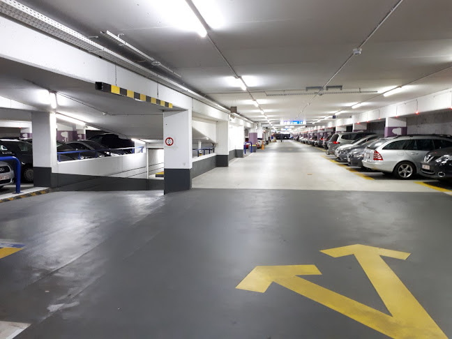 Reacties en beoordelingen van Parking Entrance Kouter