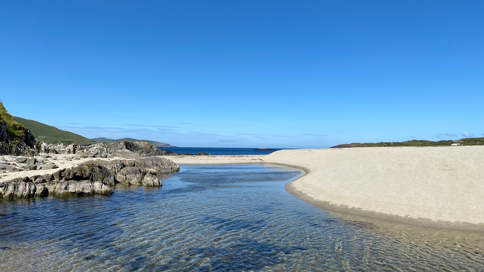 Ballydonegan Beach'in fotoğrafı imkanlar alanı
