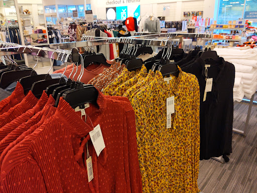 Department Store «Nordstrom Rack at The Block Northway», reviews and photos, 8031 McKnight Rd, Pittsburgh, PA 15237, USA