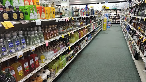Liquor Store «Plainsboro Wine & Liquor», reviews and photos, 10 Schalks Crossing Rd #7, Plainsboro Township, NJ 08536, USA