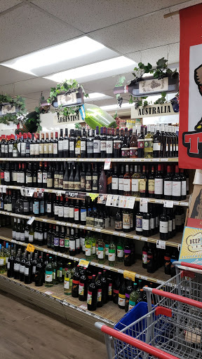 Liquor Store «Village Pump Liquors», reviews and photos, 4901 Greenbelt Rd, College Park, MD 20740, USA