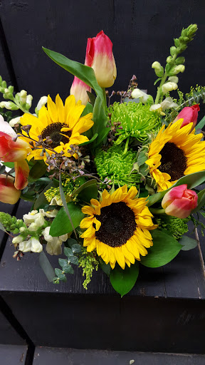 Florist «Grand Florist», reviews and photos, 525 W Rte 66, Glendora, CA 91740, USA