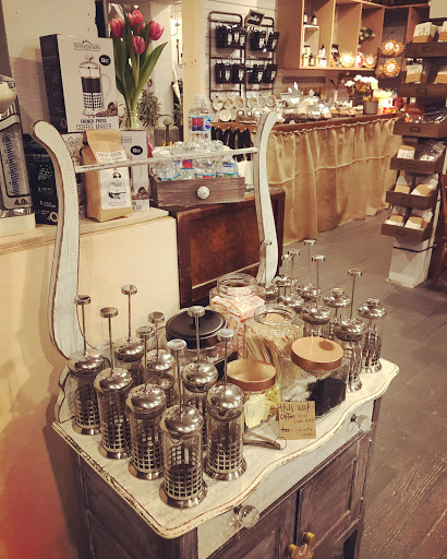 Antique Furniture Store «The Mill At Keymar Vintage And Antiques», reviews and photos, 900 Francis Scott Key Hwy, Keymar, MD 21757, USA