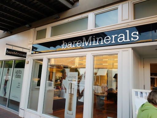 Shopping Mall «The Mall at Partridge Creek», reviews and photos, 17420 Hall Rd, Charter Twp of Clinton, MI 48038, USA