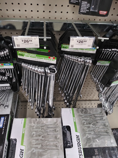 Hardware Store «Harbor Freight Tools», reviews and photos, 1750 Boston Rd, Springfield, MA 01129, USA