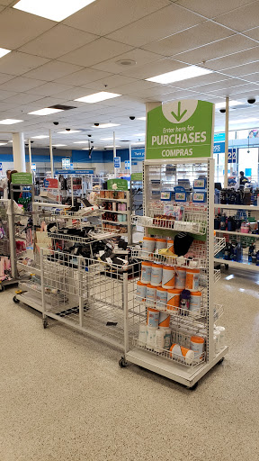 Clothing Store «Ross Dress for Less», reviews and photos, 13750 Riverside Dr, Sherman Oaks, CA 91423, USA