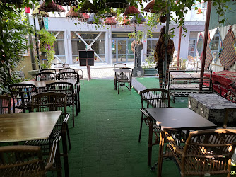 Green Garden Restaurant Cafe