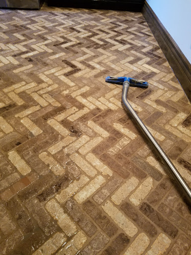 Carpet Cleaning Service «EURO GREEN CLEANING SERVICE Carpet And Tile Cleaning», reviews and photos, 2150 W Meadow Dr, Phoenix, AZ 85023, USA