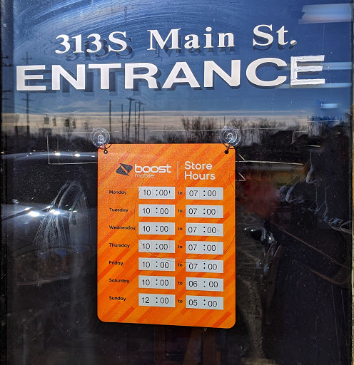 Telecommunications Service Provider «Boost Mobile Store by INTOUCH», reviews and photos, 111 W Genesee St, Lapeer, MI 48446, USA